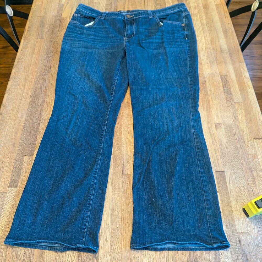 Women's 18 Vera Wang Blue Denim Jeans Boot Cut